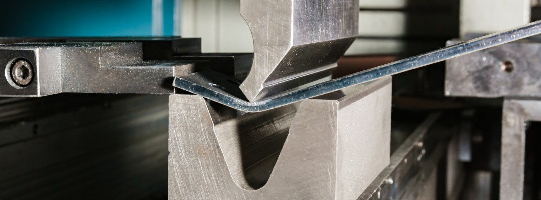 Servo press vs. hydraulic press